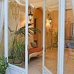 Gagliardi Boutique נוטו