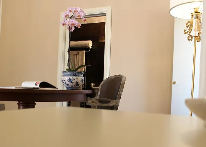 Gagliardi Boutique נוטו